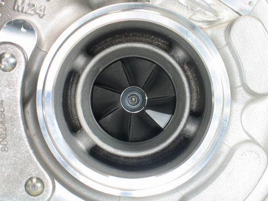 NEW Garrett GT2556NS Turbo FPT Industrial NEF 4 4.5L Diesel Engine 827729-5003