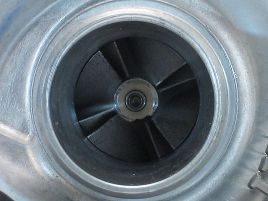 Nuevo OEM IHI RHB31 Turbo Yanmar movimiento de tierra 4TN84T motor 3T-512 VC110033 CY62