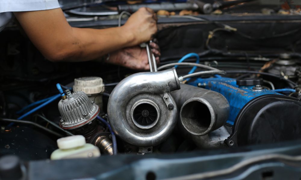 Consejos para desmontar correctamente un turbocompresor oxidado 