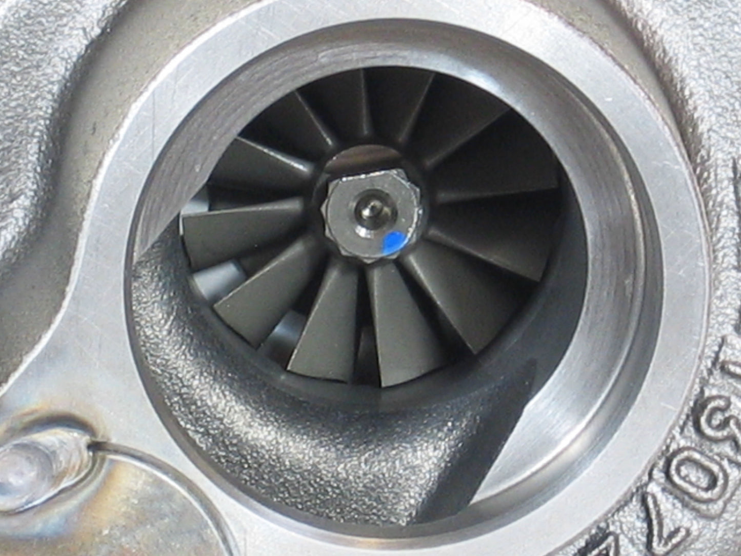 NUEVO OEM Mitsubishi TD05H Turbo Fuso Galope Camión Autobús 3.9L 4D34T3 49178-02336