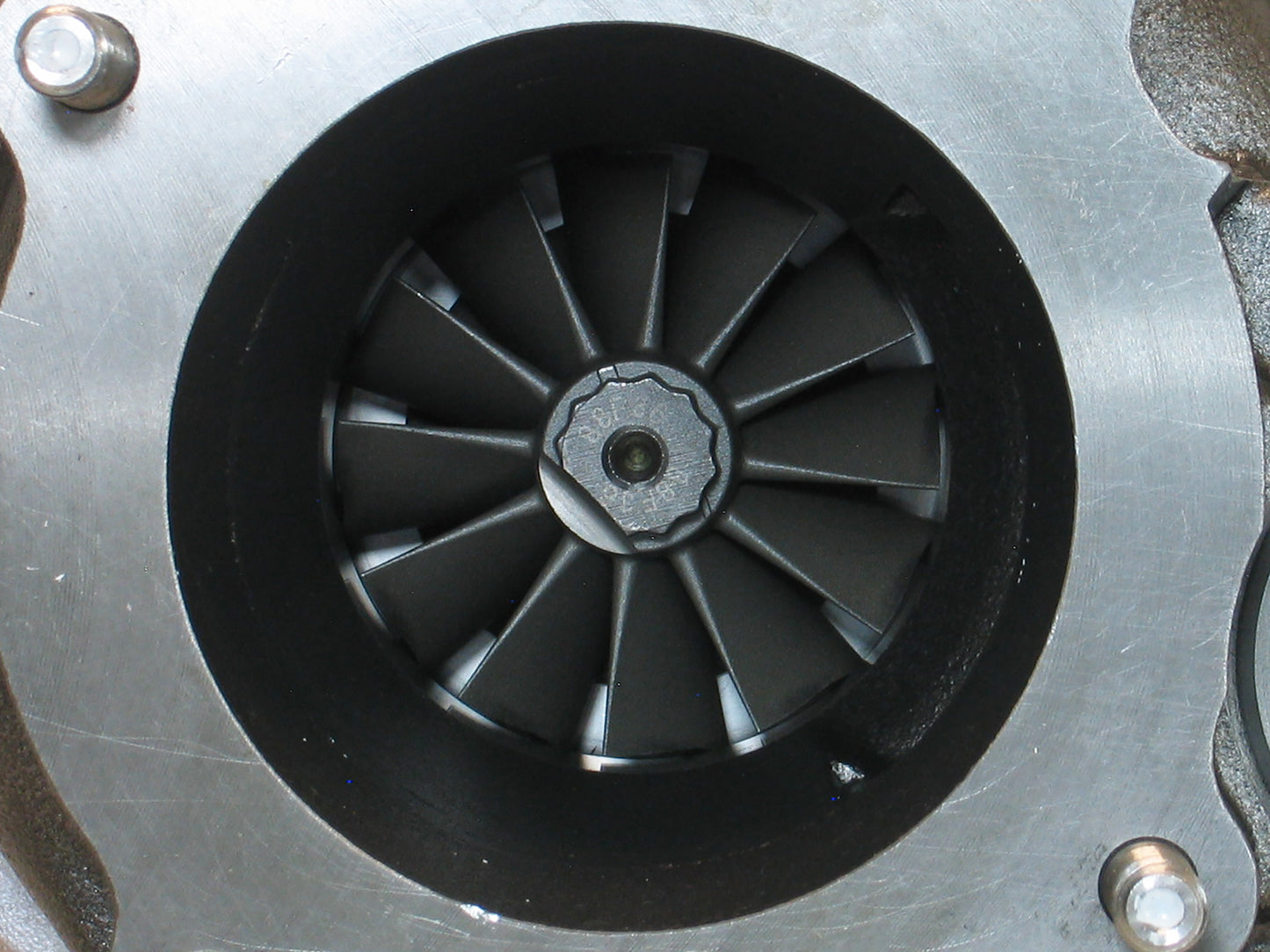 Nuevo OEM Mitsubishi TE06H Turbo GMC Chevy Topkick Isuzu 6HK1XR 7.8L 49185-01523