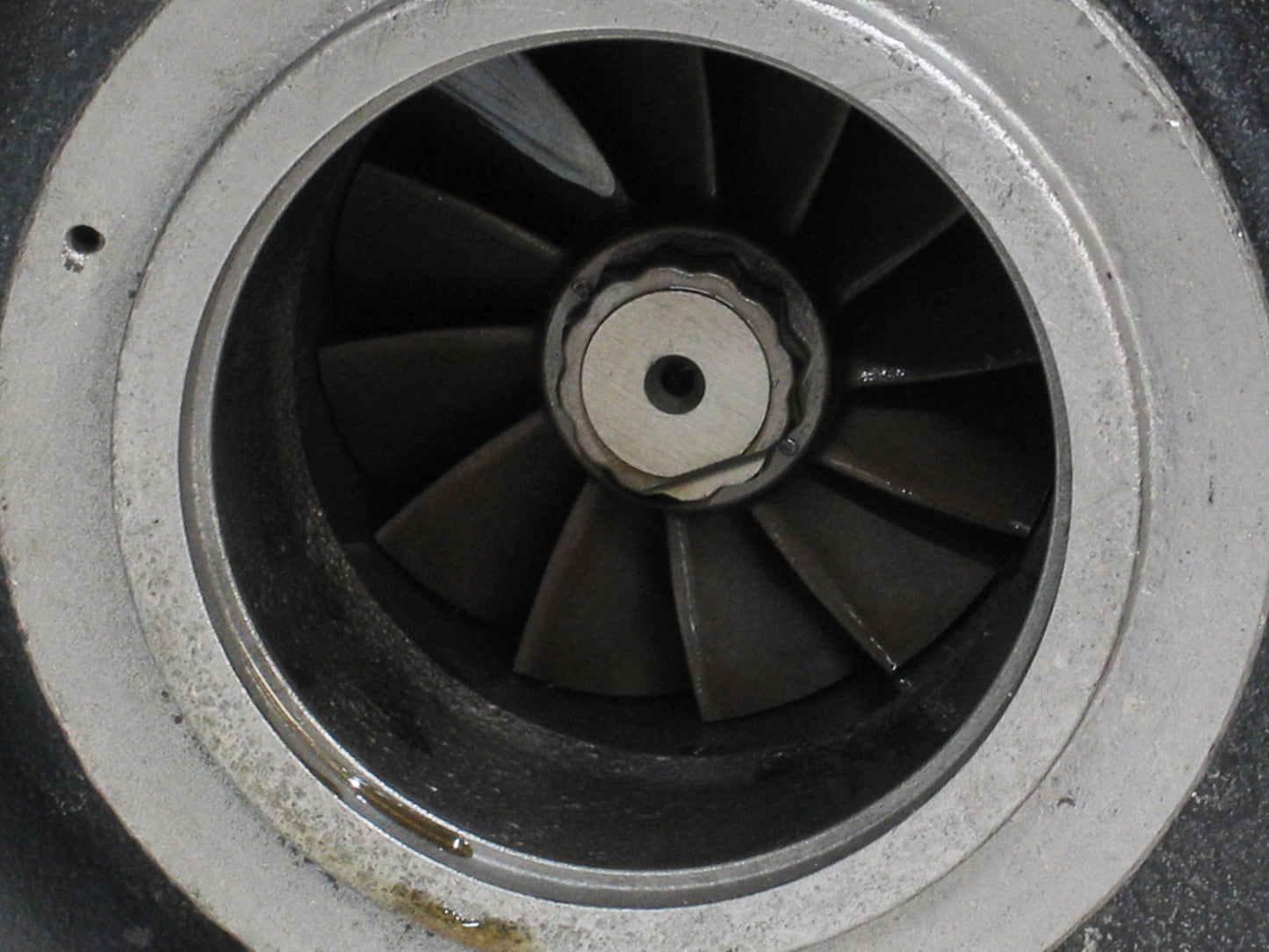 HE561VE Turbocharger Volvo Truck Cummins ISX1 Engine 2881789 2840530