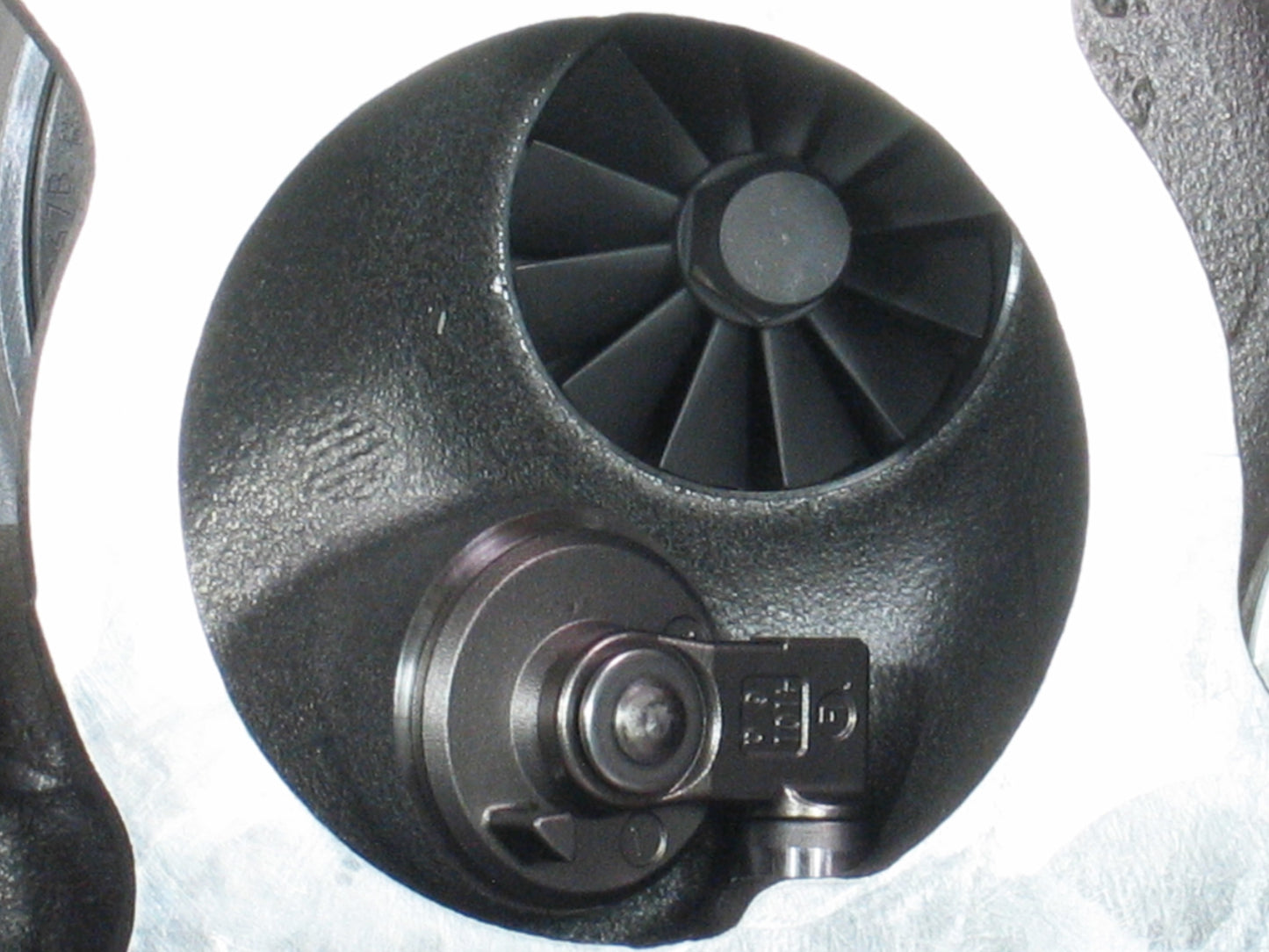 NEW OEM BorgWarner K04 Turbo Audi S3 TTS VW Golf VI 2.0L TFSI Gas 53049880064