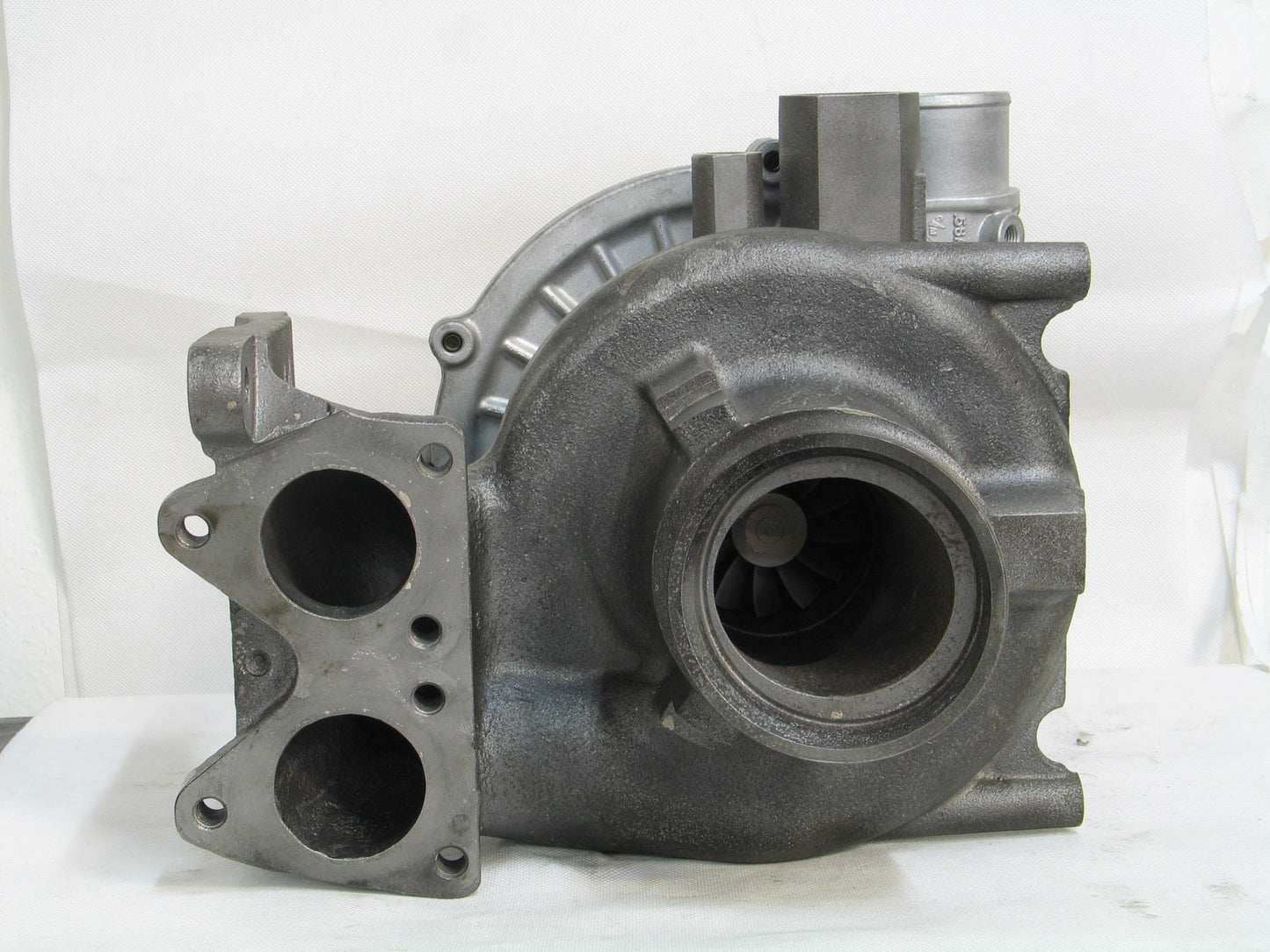 GT3788VA Turbocompresor GMC Sierra 2500 3500 DURAMAX 6.6L V8 Diésel 12637721 Turbo