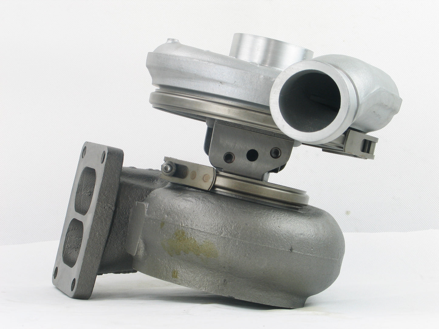 S3A Turbo Universal T6 Journal Oil Cool Steyr Truck WD615.63/64/65 Engine 311553