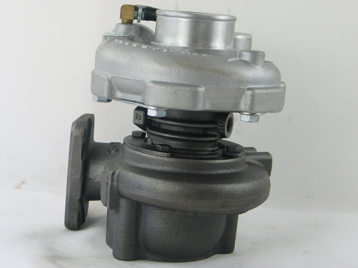 GT25 Turbo Universal Aceite Cool T3 Brida Yuchai YC4112ZLQ 4.2L 4E 750134-5017